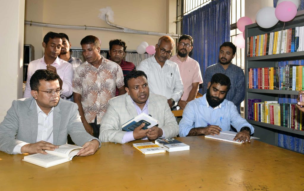 নোবিপ্রবিতে ক্যারিয়ার কর্নার উদ্বোধন