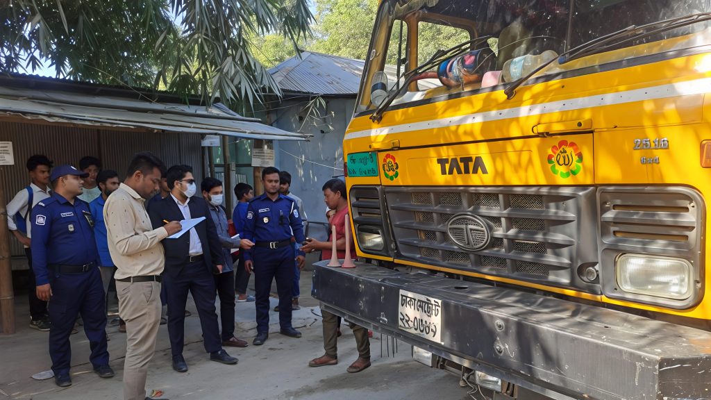 পঞ্চগড়ের তেঁতুলিয়ায় মোবাইল কোর্টে বায়ু ও শব্দ দুষনে ব্যবসায়ী ও চালকদের জরিমানা
