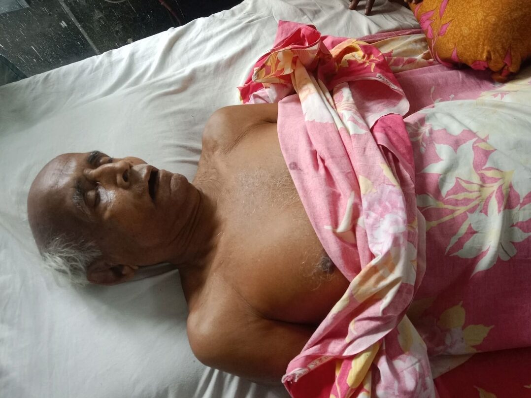 পাইকগাছায় ছোট ভাইয়ের ধাক্কায় বড় ভাই নিহত