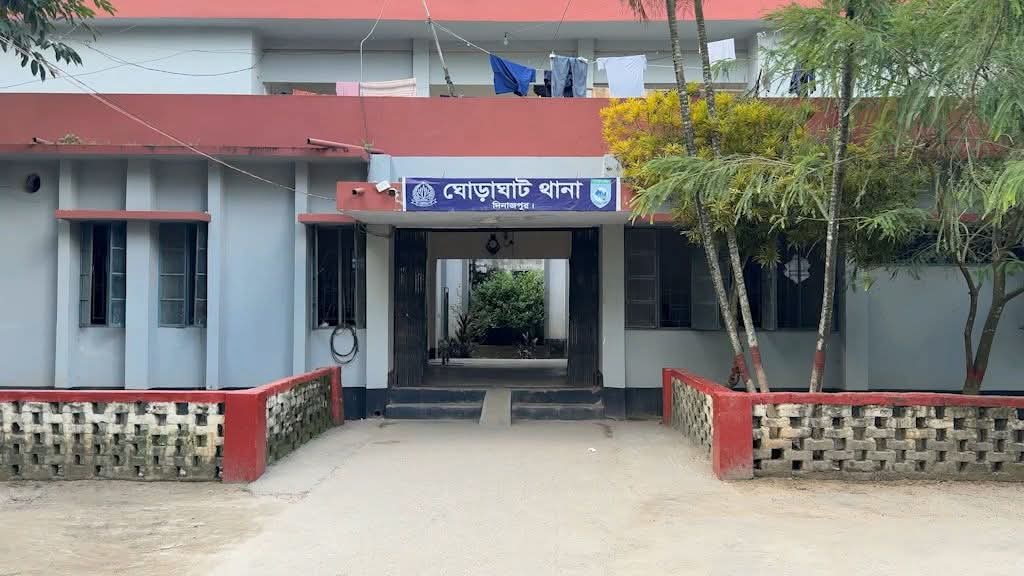 রানীগঞ্জ বাজারে বিদ্যুৎস্পৃষ্টে কাঁচামাল ব্যবসায়ীর মৃত্যু