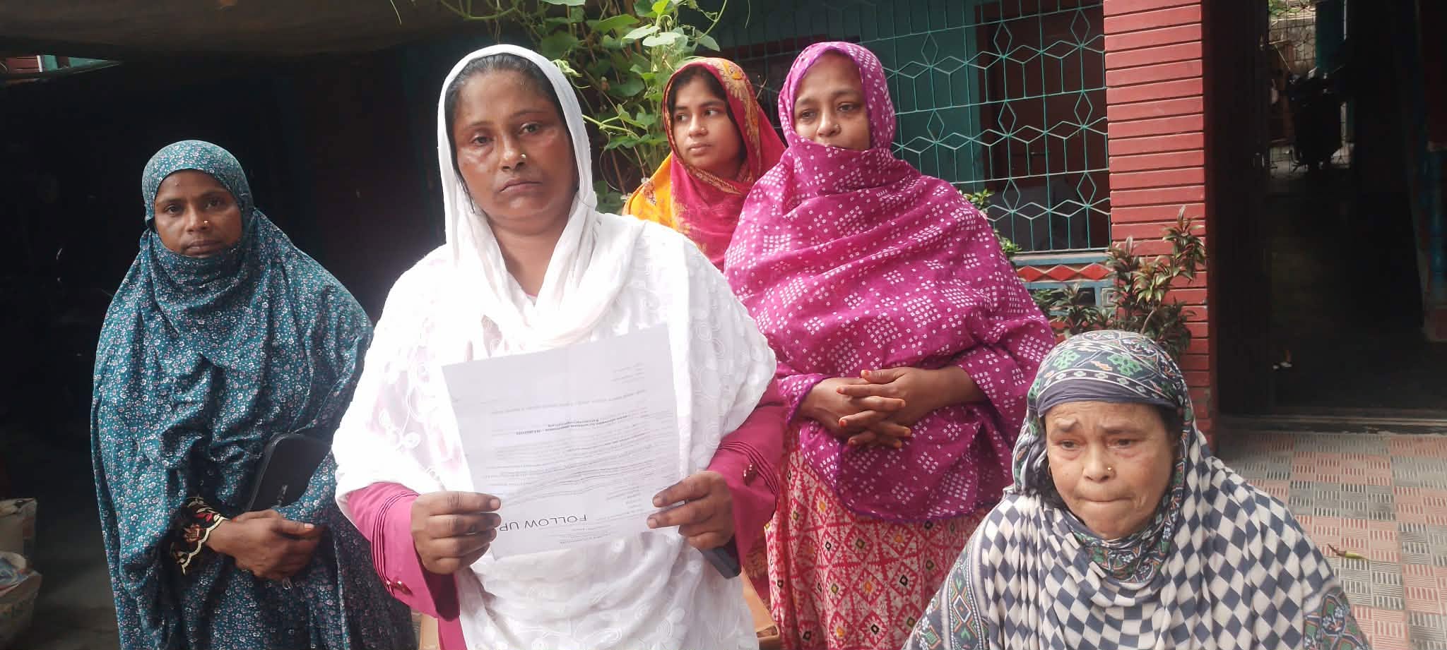 বেনাপোলে পারিবারিক বিরোধের জের ধরে গৃহবধূর বিরুদ্ধে অপপ্রচারের অভিযোগ, সামাজিক বিচার দাবি