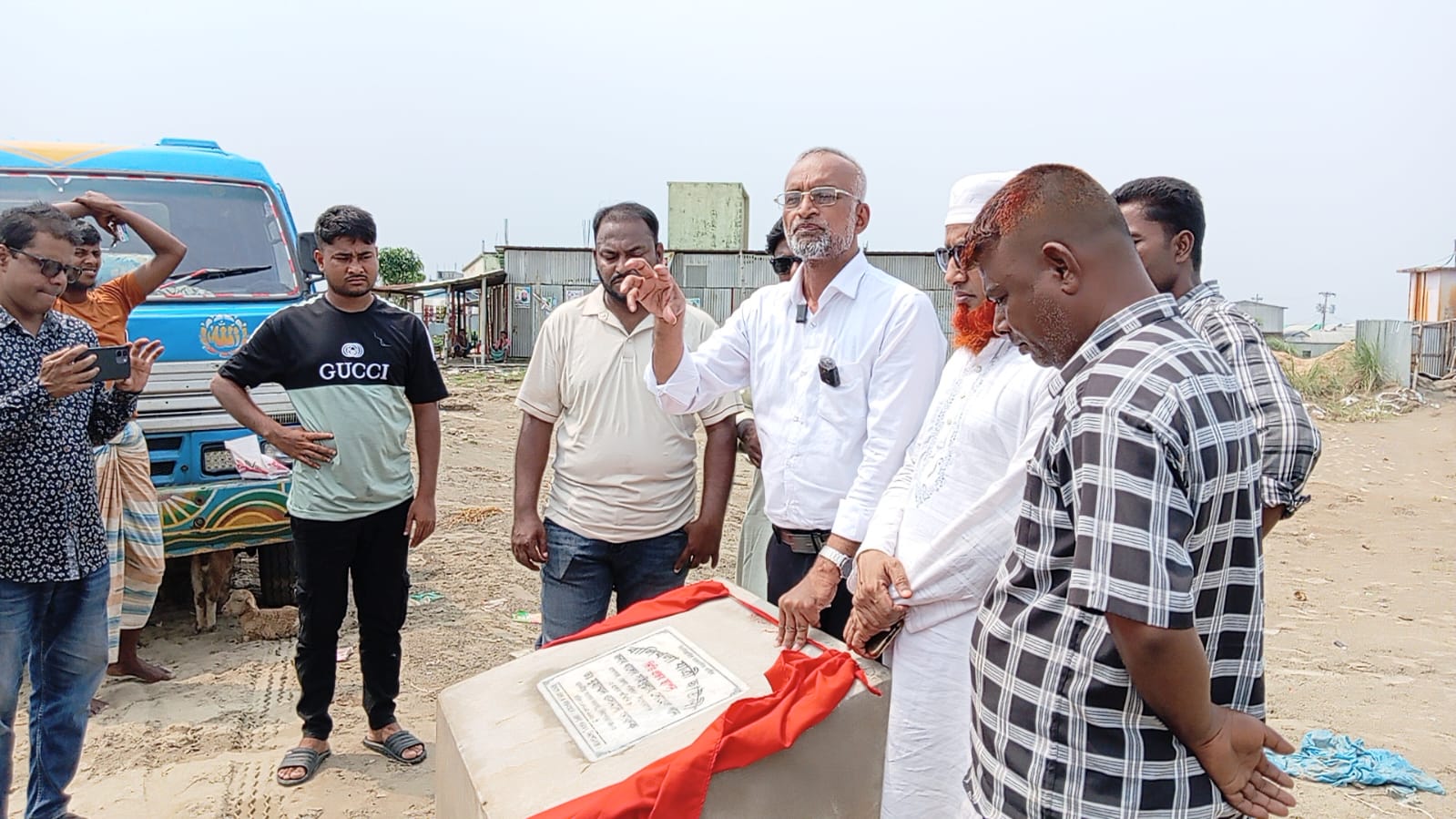 বালিখলা ফেরিঘাটে যাত্রী ছাউনির ভিত্তিপ্রস্তর স্থাপন, স্বস্তি ফিরছে যাত্রীদের মাঝে
