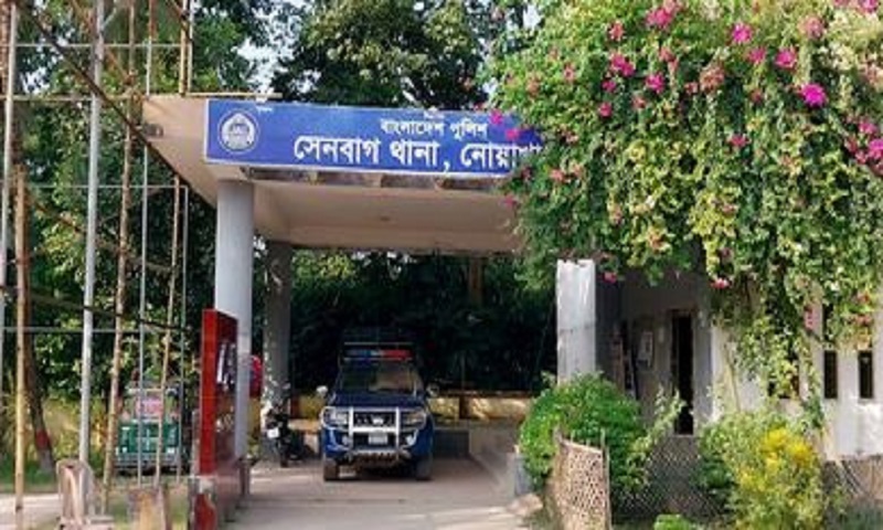 বিদ্যালয়ে প্রেম নিবেদন, থানায় ৩ কিশোর, বহিষ্কার ২ ছাত্রী